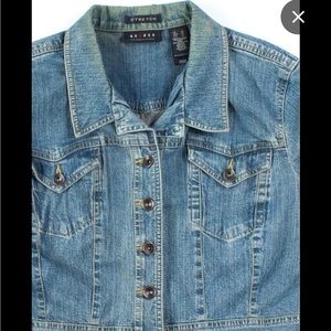Axcess Vintage Jean Jacket EUC No rips, tears, or flaws